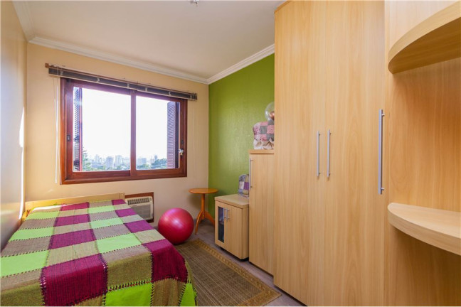Imagem Imóvel com 2 Quartos à Venda, em Santa Tereza - Porto Alegre Imagem Imóvel com 2 Quartos à Venda, em Santa Tereza - Porto Alegre
