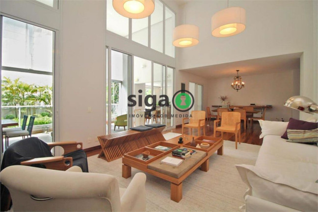 Apartamento com 3 Quartos à Venda, 307 m² em Campo Belo - São Paulo