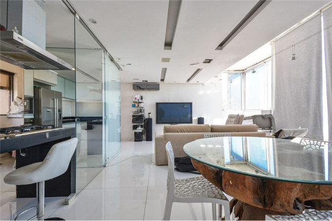 Imóvel com 1 Quarto à Venda,  em Moema - São Paulo