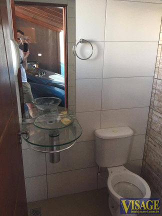 Imagem Casa com 2 Quartos à Venda, em Cid. Nova Jacarei - Jacareí Imagem Casa com 2 Quartos à Venda, em Cid. Nova Jacarei - Jacareí