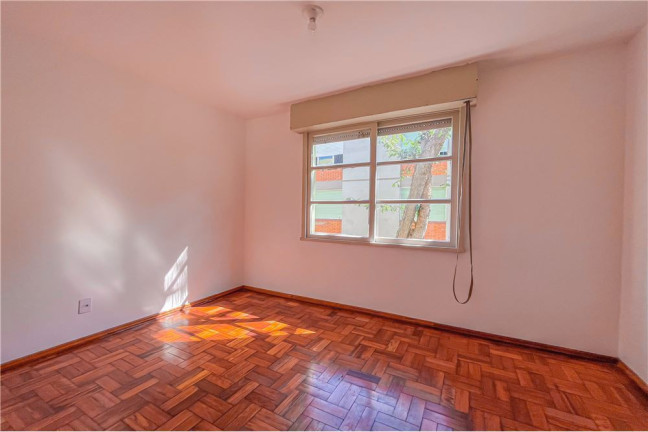 Imagem Apartamento com 3 Quartos à Venda, 62 m² em Cristal - Porto Alegre