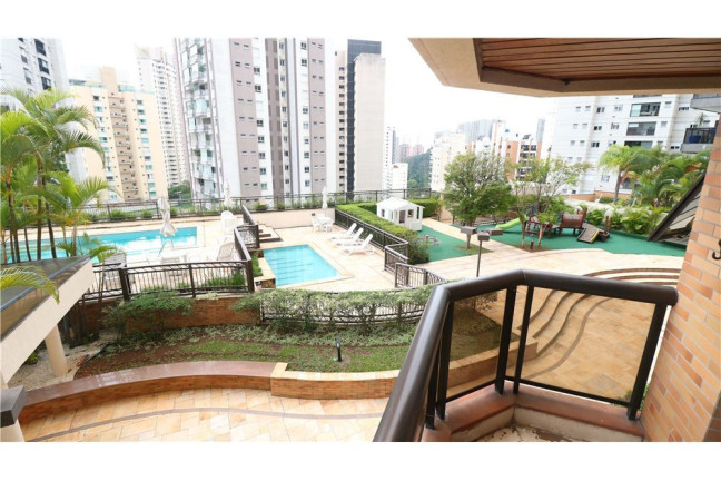 Imagem Imóvel com 4 Quartos à Venda, em Vila Suzana - São Paulo Imagem Imóvel com 4 Quartos à Venda, em Vila Suzana - São Paulo