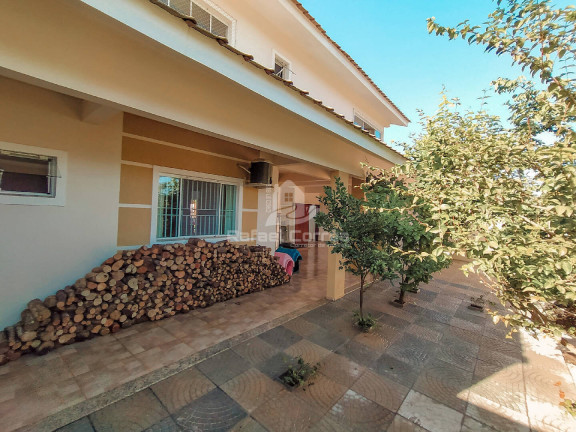 Imagem Sobrado com 3 Quartos à Venda, 345 m² em Salinas - Balneário Barra Do Sul