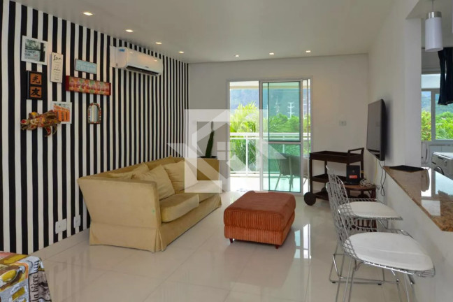 Imagem Apartamento com 3 Quartos à Venda, 70 m² em Recreio Dos Bandeirantes - Rio De Janeiro Imagem Apartamento com 3 Quartos à Venda, 70 m² em Recreio Dos Bandeirantes - Rio De Janeiro