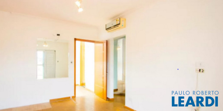Imagem Sobrado com 4 Quartos à Venda, 350 m² em Bela Vista - Santo André Imagem Sobrado com 4 Quartos à Venda, 350 m² em Bela Vista - Santo André