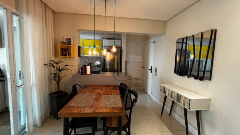 Imagem Apartamento com 2 Quartos à Venda, 73 m² em Jardim Aeroporto - São Paulo