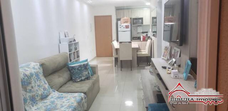 Apartamento com 2 Quartos à Venda, 65 m² em Parque Santo Antônio - Jacareí