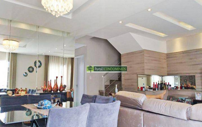 Imagem Casa com 3 Quartos à Venda, 180 m² em Barreirinha - Curitiba Imagem Casa com 3 Quartos à Venda, 180 m² em Barreirinha - Curitiba