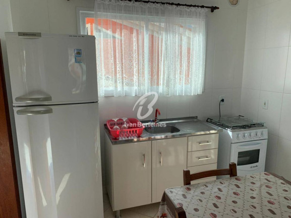 Imagem Apartamento com 3 Quartos para Temporada, em Mariscal - Bombinhas Imagem Apartamento com 3 Quartos para Temporada, em Mariscal - Bombinhas