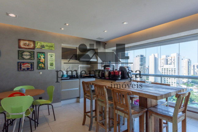 Apartamento com 3 Quartos à Venda, 161 m² em Vila Romana - São Paulo