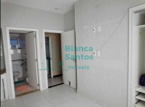 Imagem Apartamento com 3 Quartos à Venda, 210 m² em Copacabana - Rio De Janeiro Imagem Apartamento com 3 Quartos à Venda, 210 m² em Copacabana - Rio De Janeiro