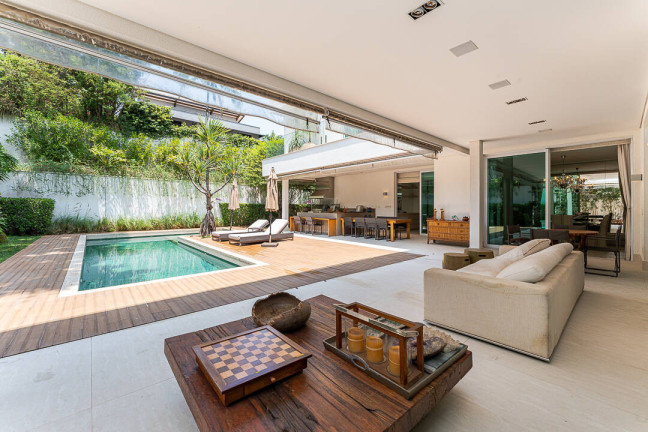 Imagem Casa com 4 Quartos à Venda, 740 m² em Alphaville Residencial Um - Barueri Imagem Casa com 4 Quartos à Venda, 740 m² em Alphaville Residencial Um - Barueri