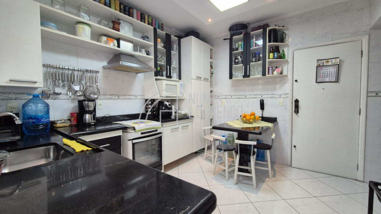 Imagem Apartamento com 2 Quartos à Venda, 120 m² em Pompéia - Santos Imagem Apartamento com 2 Quartos à Venda, 120 m² em Pompéia - Santos