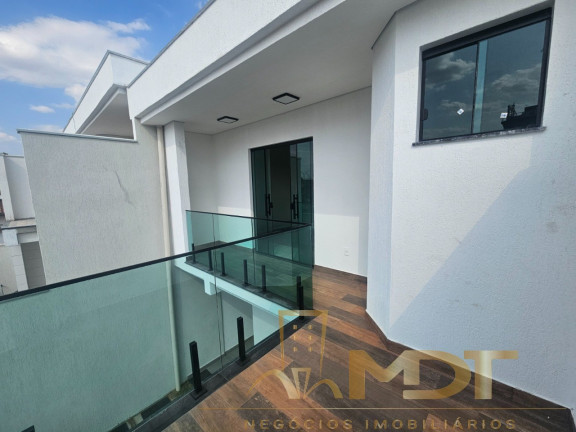 Imagem Casa com 4 Quartos à Venda, 209 m² em Planalto - Belo Horizonte
