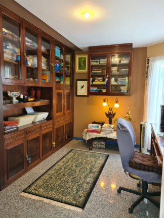 Imagem Casa com 3 Quartos à Venda, 182 m² em Albuquerque - Teresópolis Imagem Casa com 3 Quartos à Venda, 182 m² em Albuquerque - Teresópolis