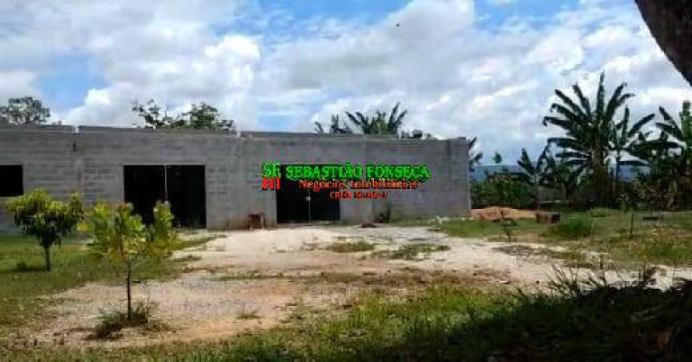 Imagem Chácara com 2 Quartos à Venda, 2.000 m² em Centro - Caçapava