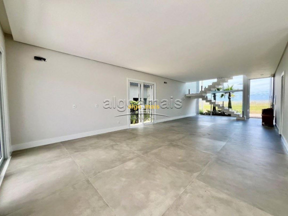 Casa com 4 Quartos à Venda, 265 m² em Condominio Arenas Curumim - Capão Da Canoa