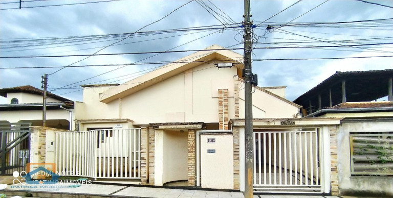 Casa com 3 Quartos à Venda, 360 m² em Bela Vista - Ipatinga
