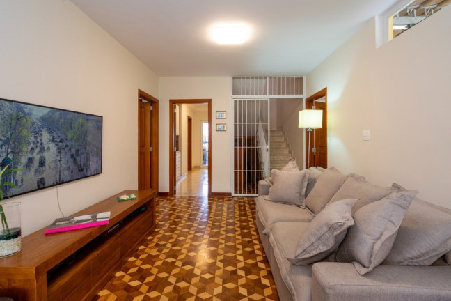 Imagem Casa com 4 Quartos à Venda, 375 m² em Moema - São Paulo