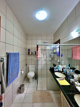 Imagem Casa de Condomínio com 4 Quartos à Venda, 220 m² em Sapiranga (coité) - Fortaleza Imagem Casa de Condomínio com 4 Quartos à Venda, 220 m² em Sapiranga (coité) - Fortaleza