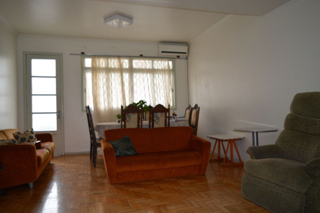 Imagem Apartamento com 3 Quartos à Venda, 137 m² em Centro - Santa Maria Imagem Apartamento com 3 Quartos à Venda, 137 m² em Centro - Santa Maria