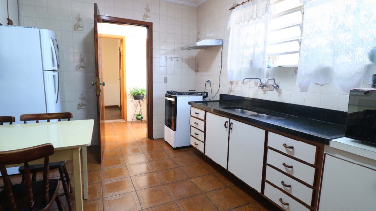 Imagem Sobrado com 4 Quartos à Venda, 250 m² em Jardim Bonfiglioli - São Paulo Imagem Sobrado com 4 Quartos à Venda, 250 m² em Jardim Bonfiglioli - São Paulo