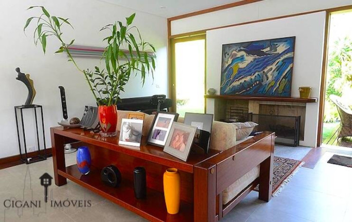 Imagem Casa de Condomínio com 4 Quartos à Venda, 531 m² em Barra Da Tijuca - Rio De Janeiro Imagem Casa de Condomínio com 4 Quartos à Venda, 531 m² em Barra Da Tijuca - Rio De Janeiro