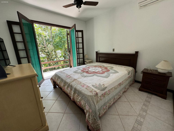Imagem Sobrado com 4 Quartos à Venda, 383 m² em Guaeca - São Sebastião Imagem Sobrado com 4 Quartos à Venda, 383 m² em Guaeca - São Sebastião