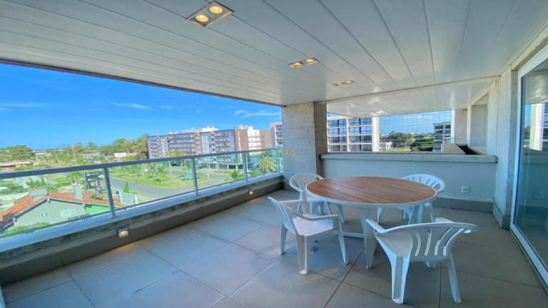 Imagem Imóvel com 3 Quartos à Venda, 170 m² em Atlântida - Xangri-lá