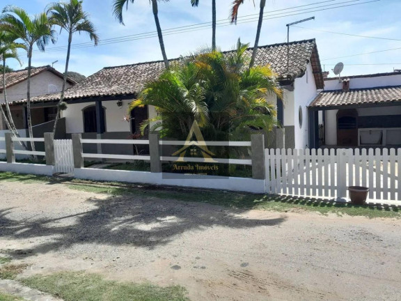 Casa com 3 Quartos à Venda,  em Balneário São Pedro - São Pedro Da Aldeia