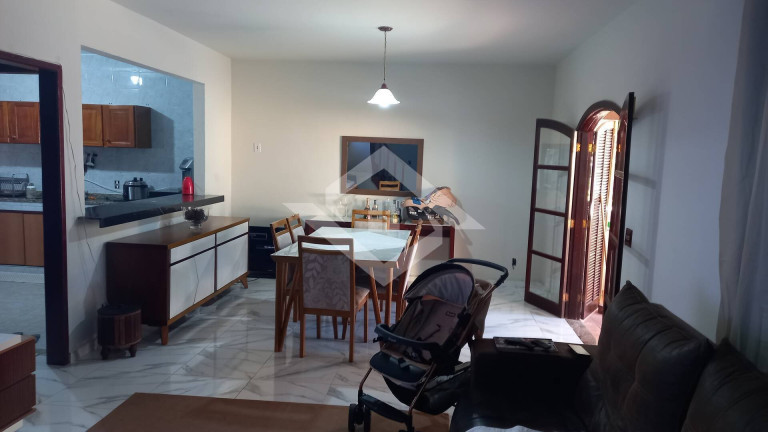 Imagem Casa com 4 Quartos à Venda, 220 m² em Guaratiba - Rio De Janeiro