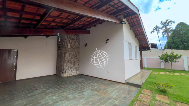 Imagem Casa com 3 Quartos à Venda ou Locação, 302 m² em Jardim Itaperi - Atibaia Imagem Casa com 3 Quartos à Venda ou Locação, 302 m² em Jardim Itaperi - Atibaia