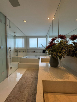 Imagem Casa com 5 Quartos à Venda, 1.160 m² em Alphaville Residencial Um - Barueri Imagem Casa com 5 Quartos à Venda, 1.160 m² em Alphaville Residencial Um - Barueri