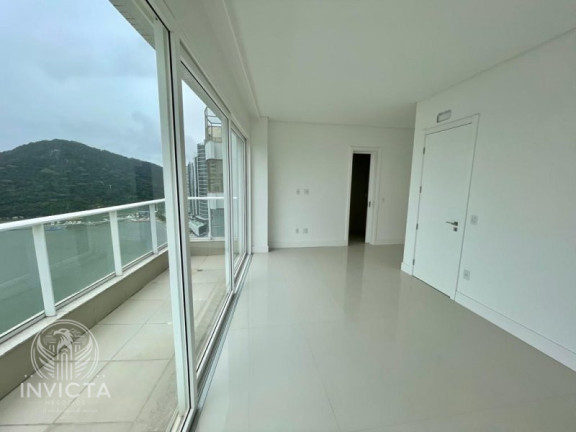 Imagem Apartamento com 7 Quartos à Venda, 410 m² em Centro - Balneário Camboriú Imagem Apartamento com 7 Quartos à Venda, 410 m² em Centro - Balneário Camboriú