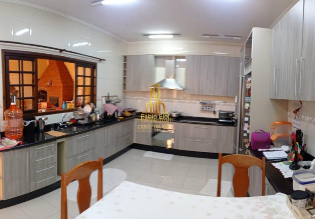 Imagem Sobrado com 3 Quartos à Venda, 379 m² em Pastoril - Ribeirão Pires Imagem Sobrado com 3 Quartos à Venda, 379 m² em Pastoril - Ribeirão Pires
