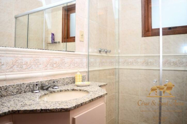 Imagem Casa com 5 Quartos à Venda, 300 m² em Alto Da Boa Vista - Campos Do Jordão
