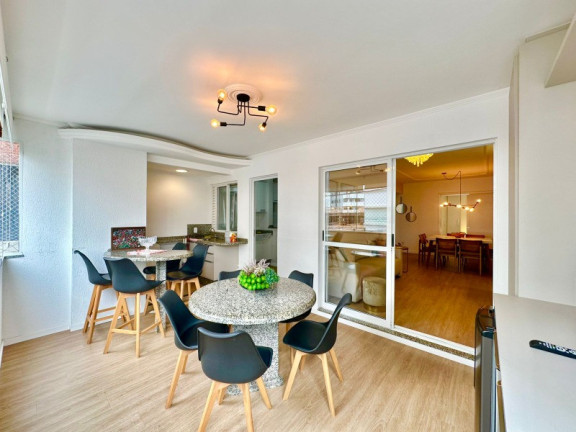 Imagem Apartamento com 3 Quartos à Venda, 105 m² em Centro - Balneário Camboriú Imagem Apartamento com 3 Quartos à Venda, 105 m² em Centro - Balneário Camboriú