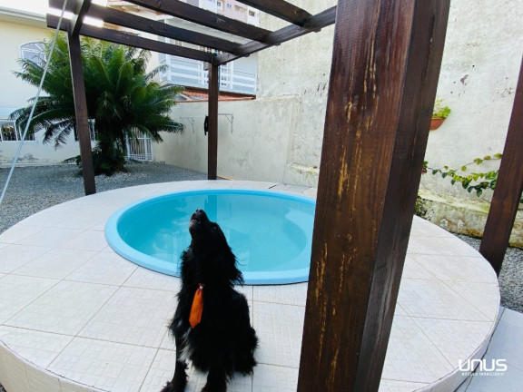 Imagem Casa com 3 Quartos à Venda, 360 m² em Barreiros - São José Imagem Casa com 3 Quartos à Venda, 360 m² em Barreiros - São José