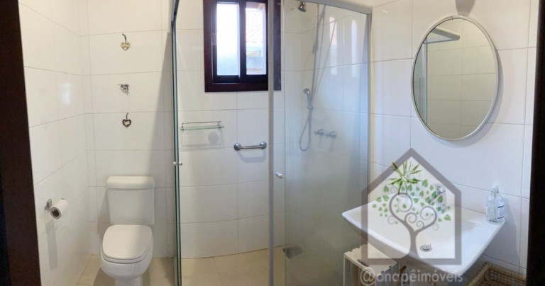 Imagem Casa com 2 Quartos à Venda, 304 m² em Sambaqui - Florianópolis Imagem Casa com 2 Quartos à Venda, 304 m² em Sambaqui - Florianópolis
