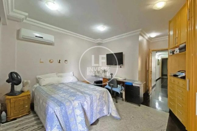 Imagem Sobrado com 4 Quartos à Venda, 308 m² em Setor Bueno - Goiânia