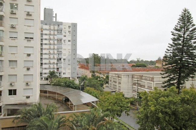Imagem Apartamento com 3 Quartos à Venda, 84 m² em Passo Da Areia - Porto Alegre Imagem Apartamento com 3 Quartos à Venda, 84 m² em Passo Da Areia - Porto Alegre