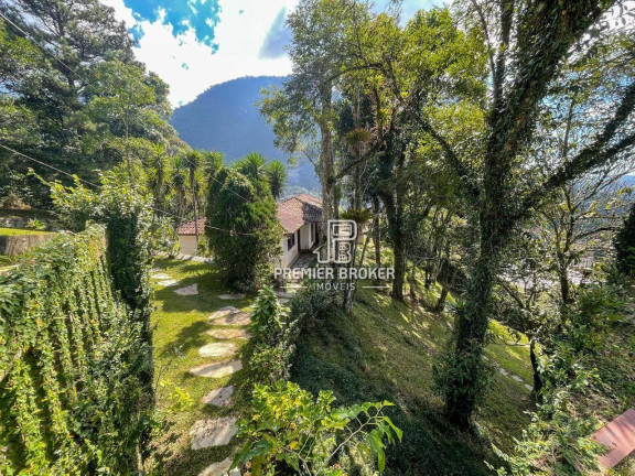 Imagem Casa com 4 Quartos à Venda, 575 m² em Carlos Guinle - Teresópolis
