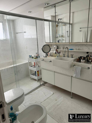 Imagem Apartamento com 2 Quartos à Venda, 212 m² em Vila Nova Conceição - São Paulo