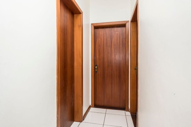 Imagem Imóvel com 2 Quartos à Venda, 64 m² em Menino Deus - Porto Alegre Imagem Imóvel com 2 Quartos à Venda, 64 m² em Menino Deus - Porto Alegre