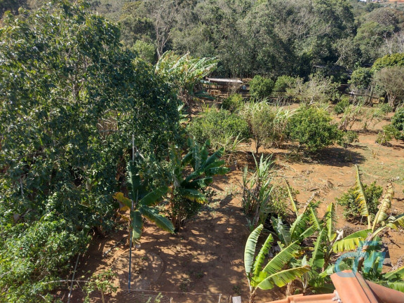 Imagem Imóvel com 2 Quartos à Venda, 2.260 m² em Parque Das Varinhas - Mogi Das Cruzes