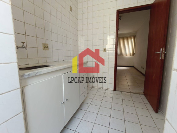Imagem Apartamento com 2 Quartos à Venda,  em Sagrada Família - Belo Horizonte