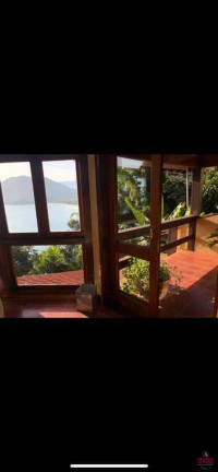 Imagem Casa com 5 Quartos à Venda, 450 m² em Enseada - Ubatuba