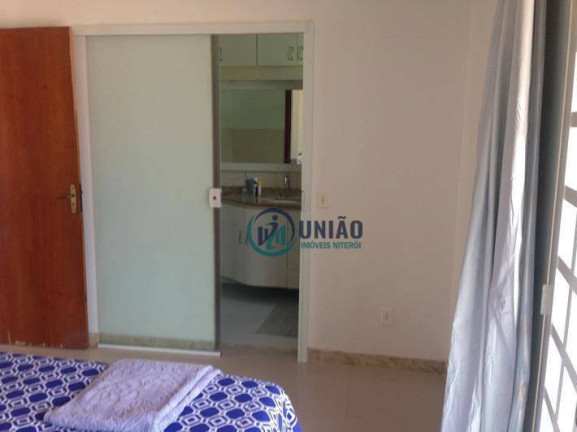Imagem Casa com 5 Quartos à Venda, 169 m² em Maria Paula - Niterói Imagem Casa com 5 Quartos à Venda, 169 m² em Maria Paula - Niterói