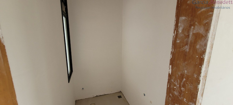 Imagem Casa com 3 Quartos à Venda, 920 m² em Medeiros - Jundiaí