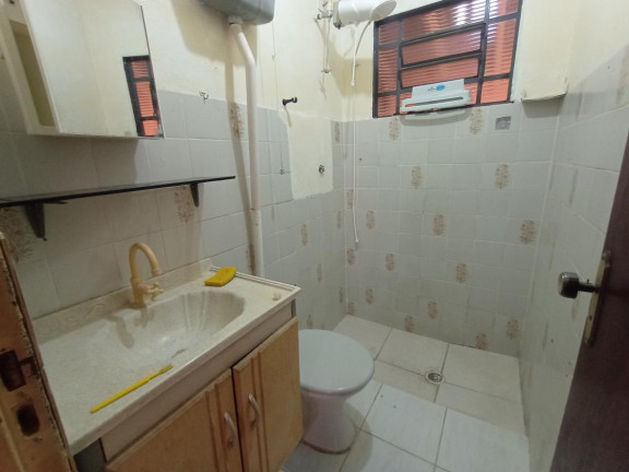 Imagem Casa com 3 Quartos à Venda, 200 m² em Thereza Bassan De Argollo Ferrão - Marília Imagem Casa com 3 Quartos à Venda, 200 m² em Thereza Bassan De Argollo Ferrão - Marília